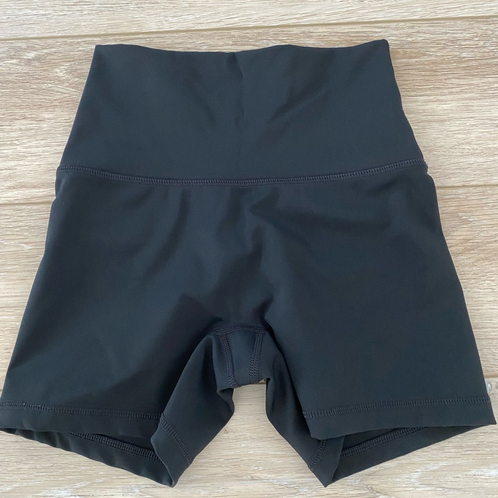 OFFLINE BY AERIE Goals Black 4 inch Bike Shorts